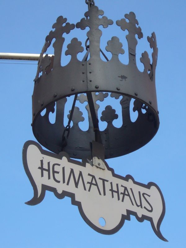 Schild Heimathaus Schild Heimathaus